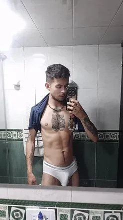 OnlyFans of eljuandita
