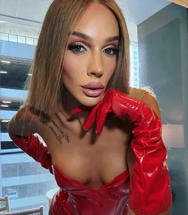 OnlyFans cuenta athena.top.ts avatar 1