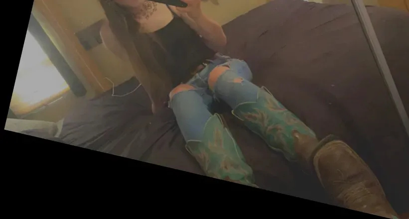 OnlyFans cuenta tx.stoner.girl header 2