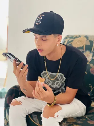 OnlyFans cuenta roderickcameron avatar 1