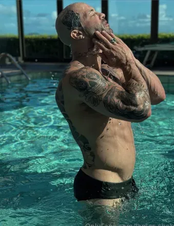 OnlyFans cuenta james.shore avatar 1