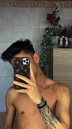 OnlyFans cuenta s.l.m.2000 avatar 1