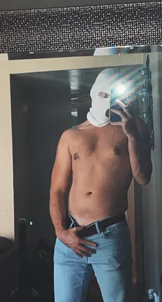 OnlyFans account  derekstonee avatar 1