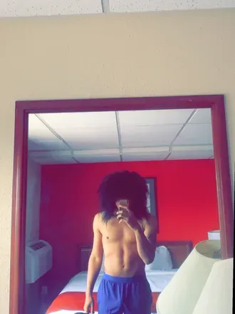 OnlyFans cuenta thegeniebaby avatar 1
