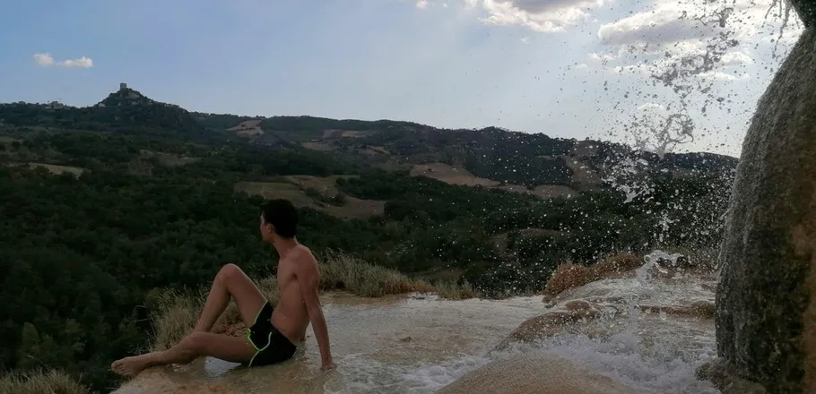 OnlyFans cuenta bichefur header 2
