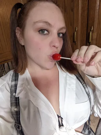 OnlyFans account  prettiest_kittiest avatar 1