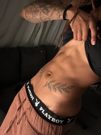 OnlyFans cuenta prettynaasty header 2
