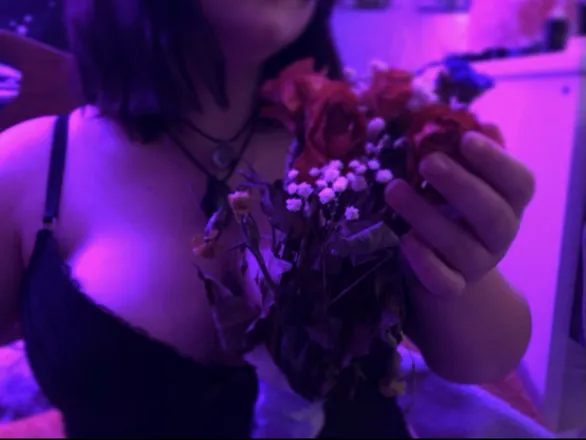 OnlyFans cuenta bigtittygoff header 2