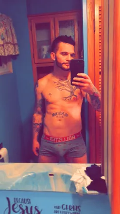 OnlyFans cuenta whiteboigottamonster header 2