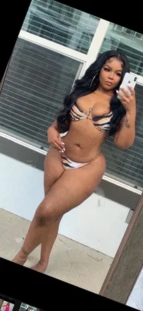 OnlyFans cuenta lustyliv1 header 2