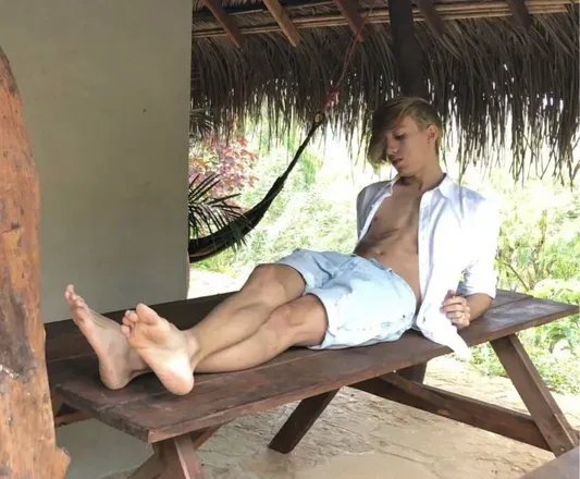 OnlyFans cuenta skinnytwink1 header 2