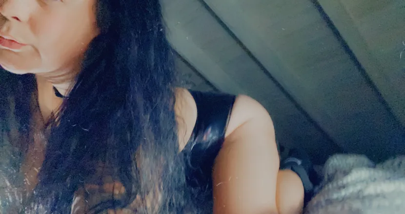 OnlyFans account  nellytwin69 header 2
