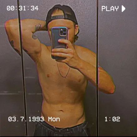 OnlyFans cuenta peoplecallmestahnke header 2