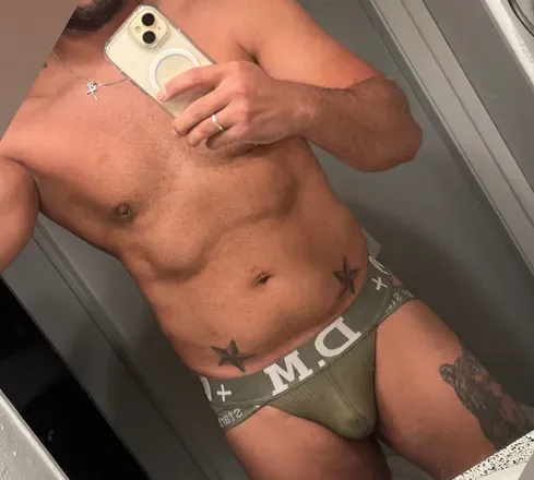 OnlyFans cuenta 210favorite-sub avatar 1