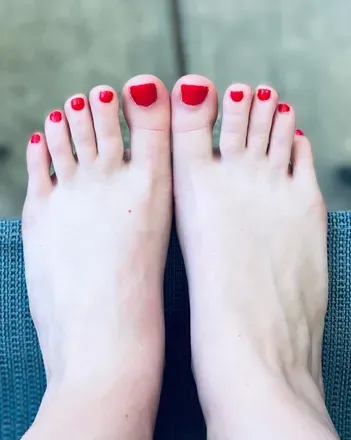 OnlyFans cuenta sweetfeetlove9 avatar 1
