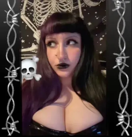 OnlyFans cuenta gothykittenx avatar 1