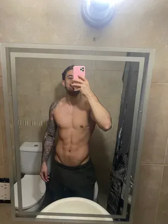 OnlyFans account  agusch avatar 1