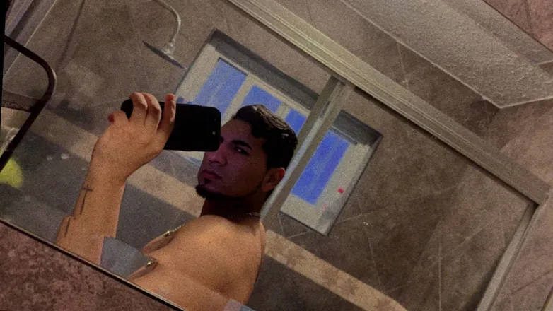 OnlyFans account  edgarglez22 header 2