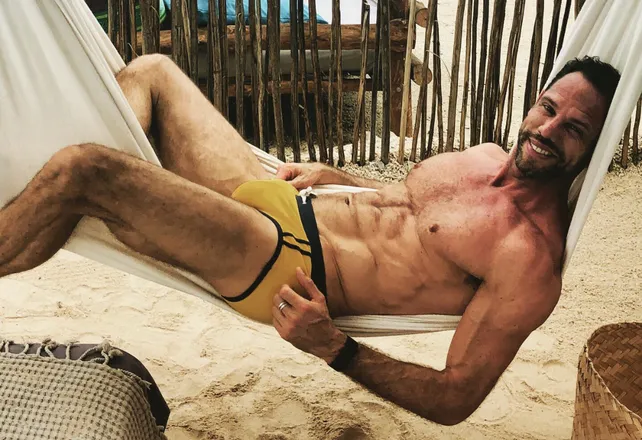 OnlyFans cuenta simonsaysfree header 2