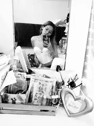 OnlyFans cuenta gabygrood25 avatar 1
