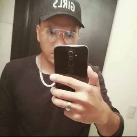 OnlyFans cuenta erick_garcia_b header 2