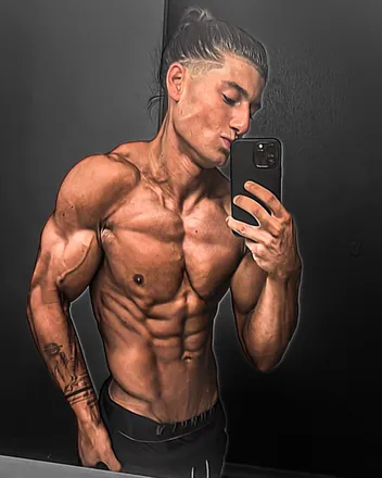 OnlyFans cuenta jameskings1052 header 2