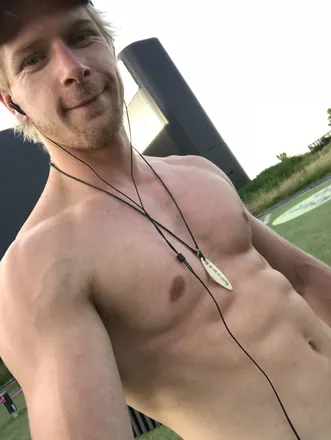 OnlyFans cuenta u17184563 header 2