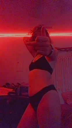 OnlyFans cuenta rosensmi header 2