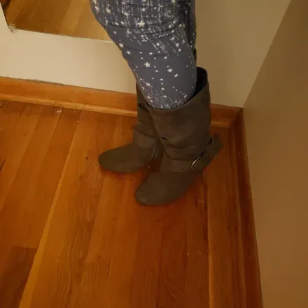 OnlyFans account  harleyandivysfeet header 1