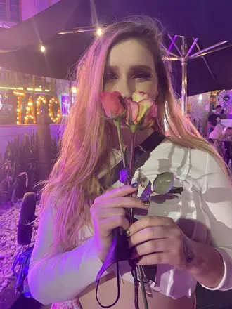 OnlyFans cuenta meloveulongtime avatar 1
