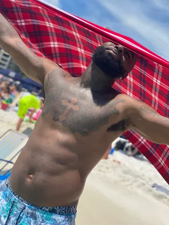 OnlyFans cuenta bigjuiceheffner header 2
