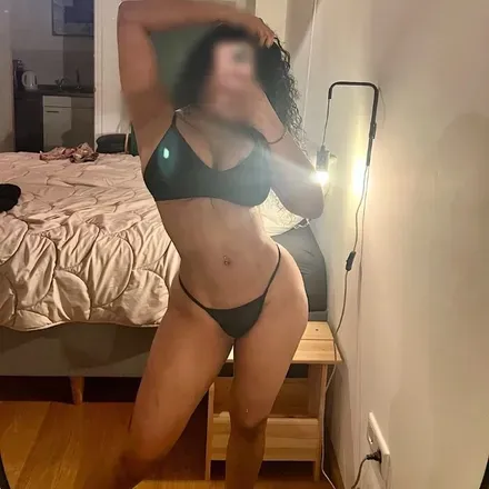 OnlyFans account  estefanyamon header 2