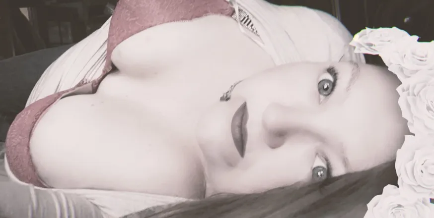OnlyFans account  baby76girl header 2