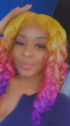 OnlyFans account  squek2pretty avatar 1