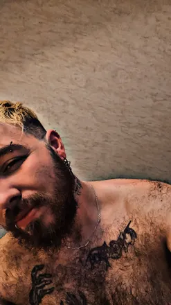 OnlyFans cuenta wolf_sparkz header 2