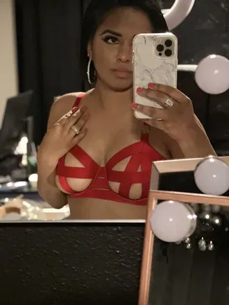 OnlyFans account  martiparty avatar 1