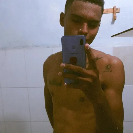 OnlyFans cuenta elrobert5678 header 2