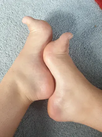 OnlyFans cuenta on.your.arches avatar 1