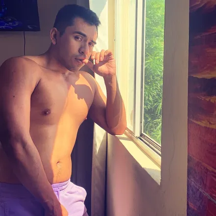 OnlyFans cuenta gusma2022 header 2