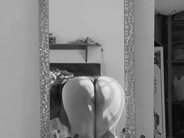 OnlyFans account  mantequillademanii header 2