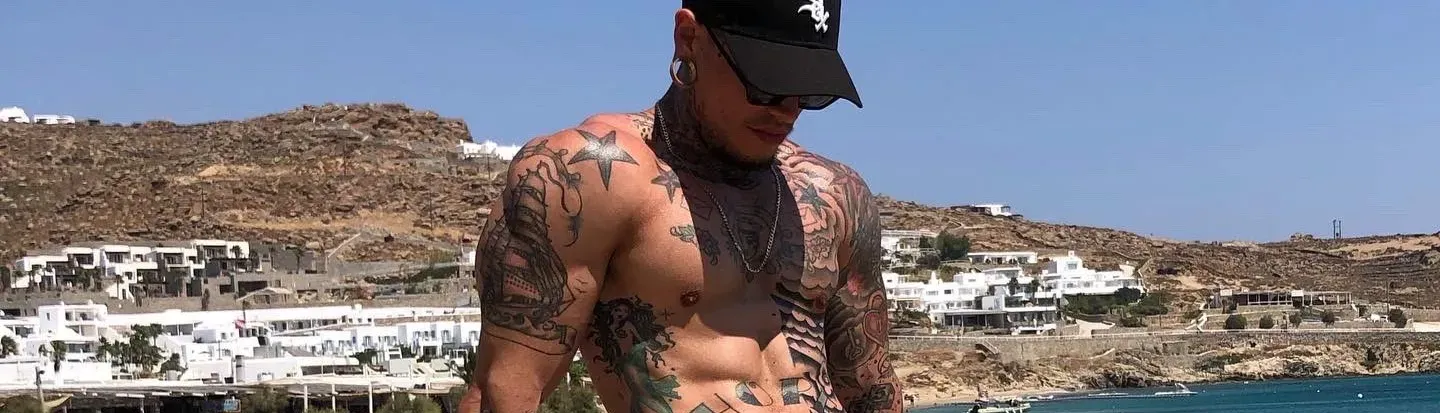 OnlyFans cuenta thatmexaguy header 2