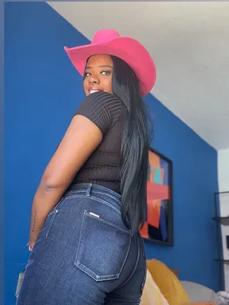 OnlyFans cuenta vaqueracanela avatar 1