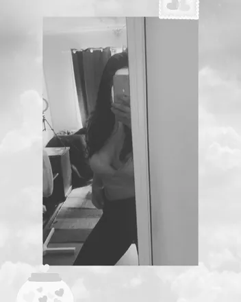 OnlyFans cuenta levinarose22 header 2