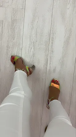 OnlyFans cuenta cyndislittlefeet header 2