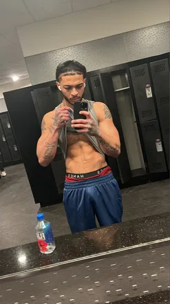 OnlyFans cuenta sexx_symbol header 2