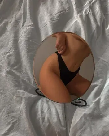 OnlyFans cuenta patriciarm header 2