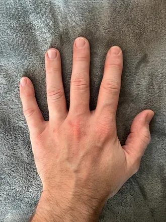 OnlyFans account  officialhands avatar 1