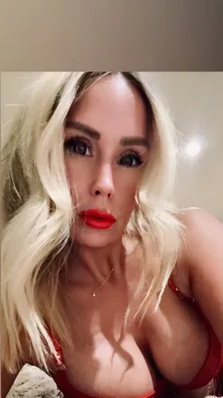OnlyFans cuenta prettypleaseblondeswe avatar 1