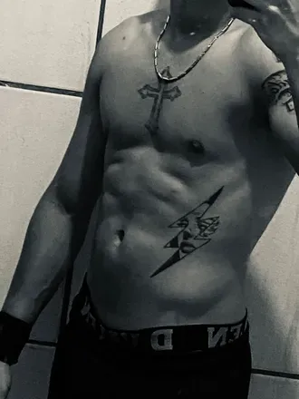 OnlyFans cuenta boyzii avatar 1