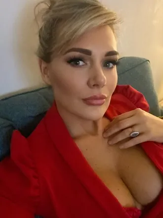 OnlyFans cuenta kinkyfeet2047 header 2